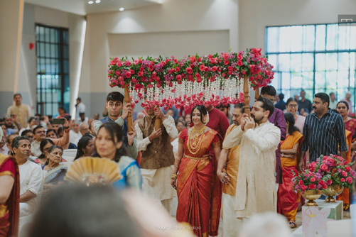 Radhamadhavam - Gallery