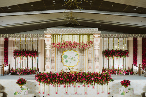 Radhamadhavam - Gallery