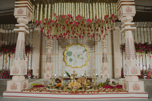 Radhamadhavam - Gallery